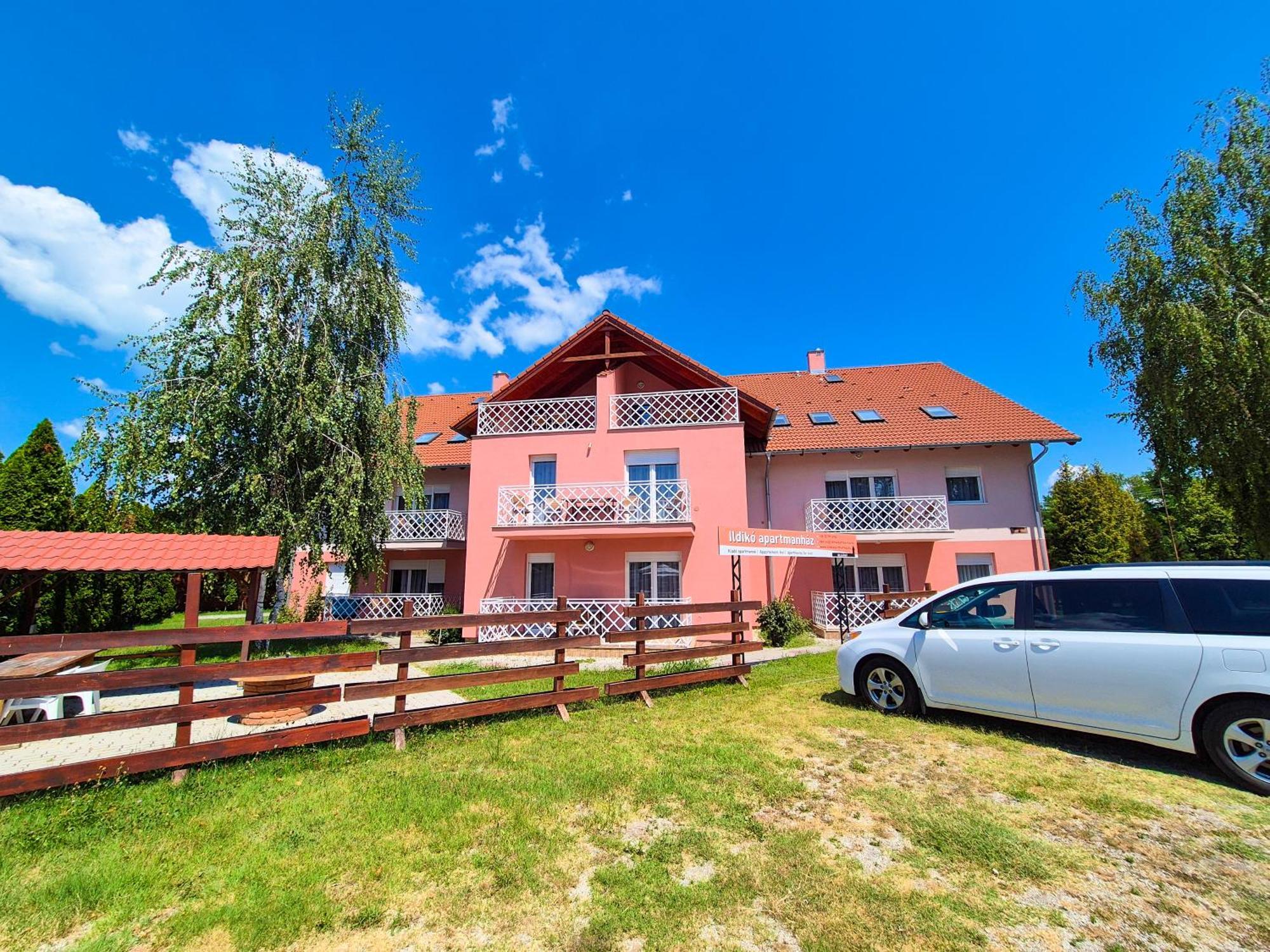 Ildiko Apartmanhaz Zamárdi Exterior foto