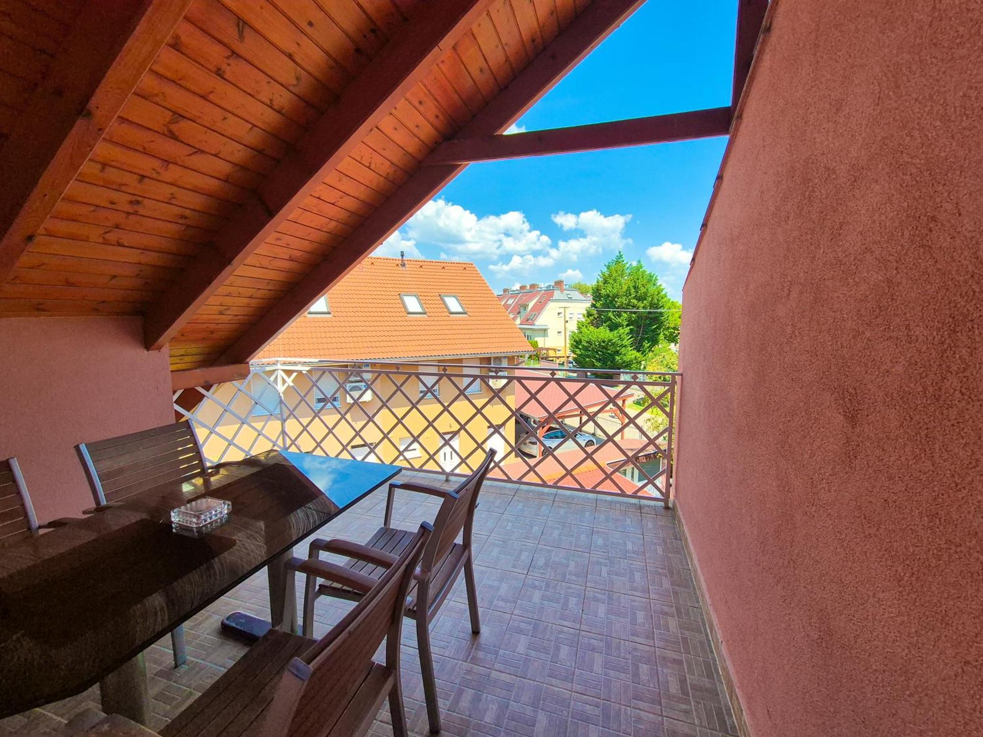 Ildiko Apartmanhaz Zamárdi Exterior foto