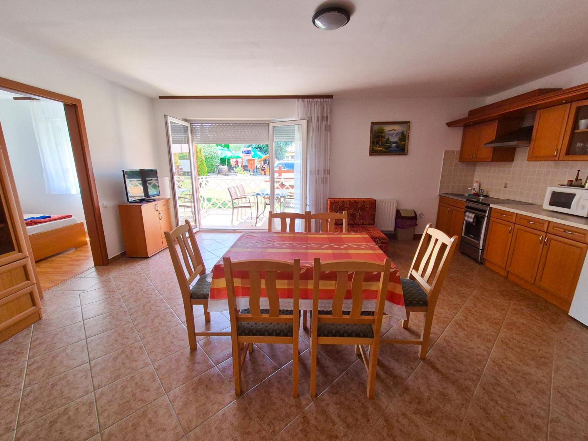 Ildiko Apartmanhaz Zamárdi Exterior foto